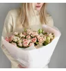Букет из 19 нежно-розовых роз 1
