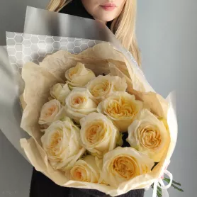 Монобукет из пионовидных роз Крем  от интернет-магазина «VeraRosa»